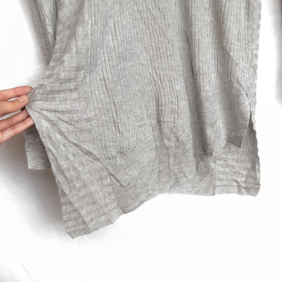 KAARI BLUE Ribbed Long Sleeve V-Neck Asymmetrical Hem Sweater Dress Size Medium - Picture 5 of 9